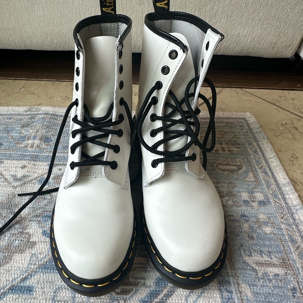 Dr Martens Leather Virginia Combat Boots Size 8